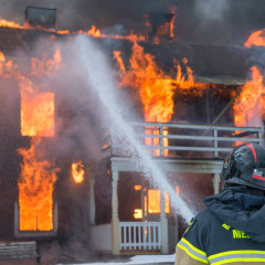 Normativas e Instalaciones de Prevención de Riesgos de Incendios y Emergencias