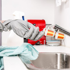 Riesgos específicos y medidas preventivas en limpieza