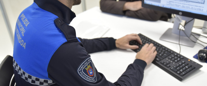 Curso gratis Técnico en Gestión de la Oficina de Denuncias y Atención al Ciudadano para Policías online para trabajadores y empresas