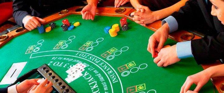 HOTJ0110 Actividades para el Juego en Mesas de Casinos