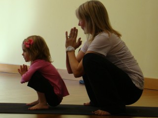 Monitor de Yoga Infantil